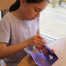 Load image into Gallery viewer, Lenten Cross – Kids’ Easter Bible Craft
